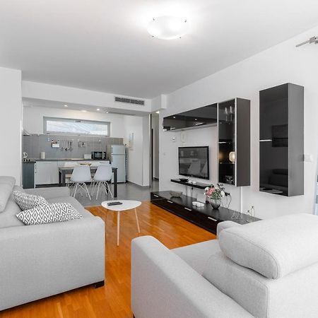 App 2 Novigrad (Istria) Exterior foto