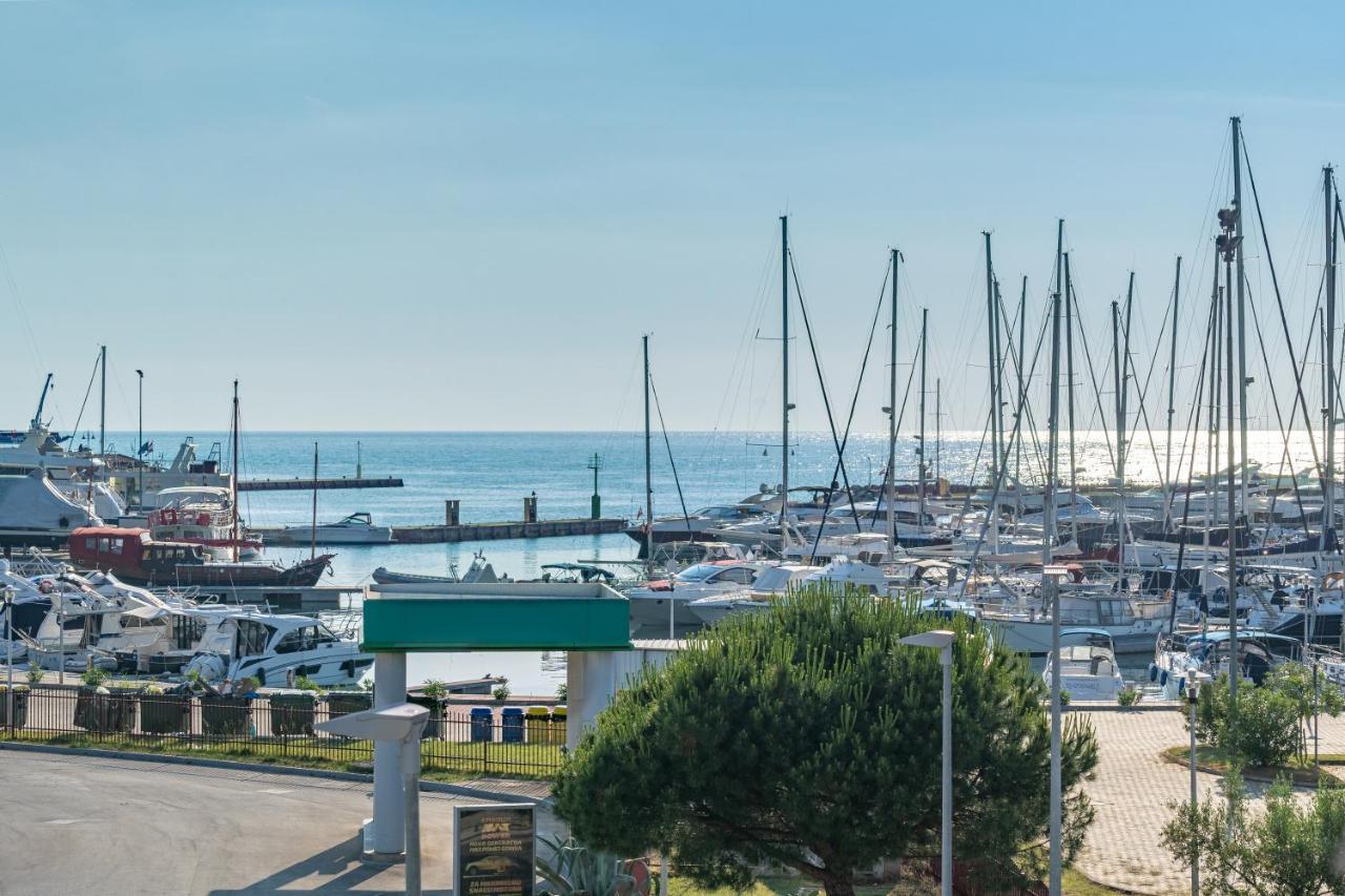App 2 Novigrad (Istria) Exterior foto